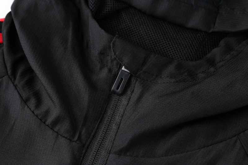 Մանչեսթեր Յունայթեդի սև բաճկոն