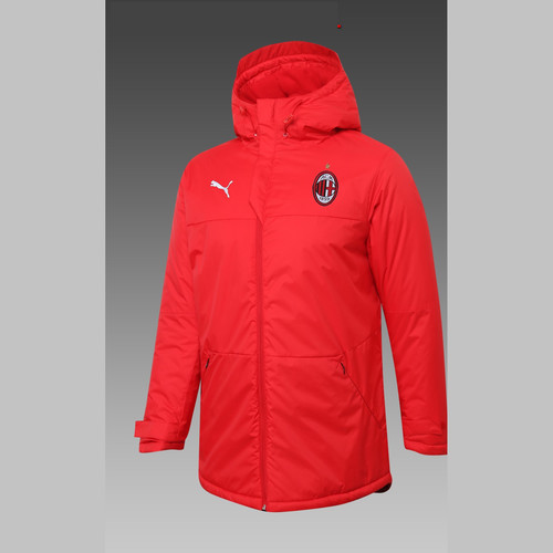 Միլանի կարմիր բաճկոն